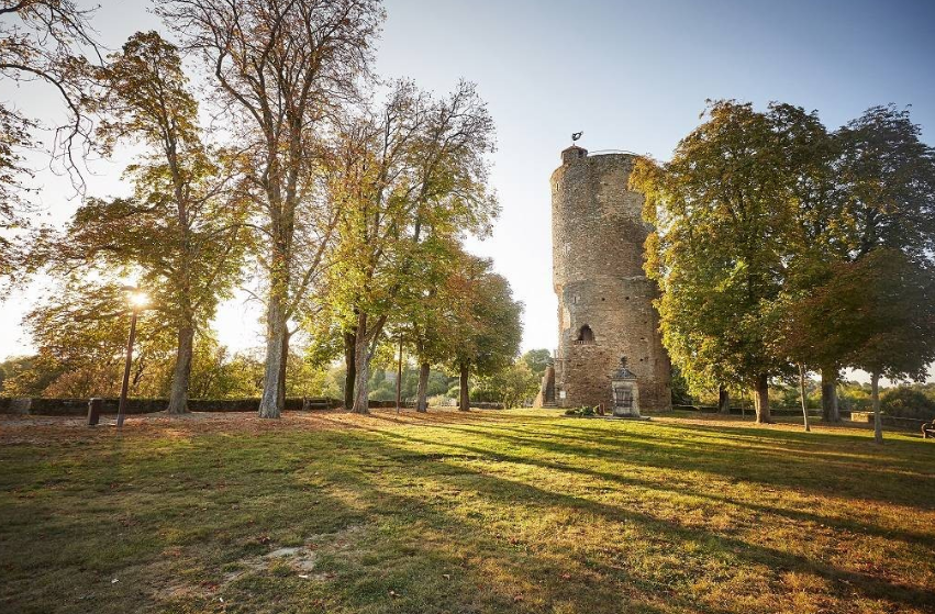 Tour Mélusine, France